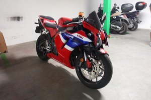 2025 Honda CBR 600 RR ABS, 121 PS