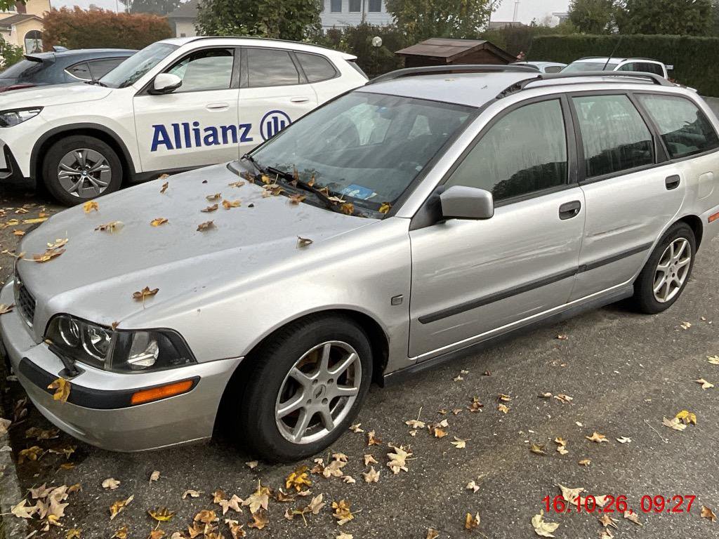 2002 Volvo V40 Kombi 1.9 D 115, 115 PS