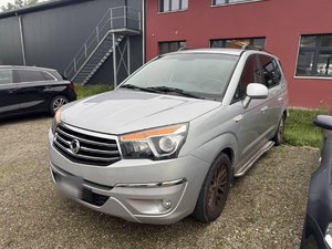 2014 SsangYong Rodius SV 200 e-XDi 4WD Quartz, 155 PS