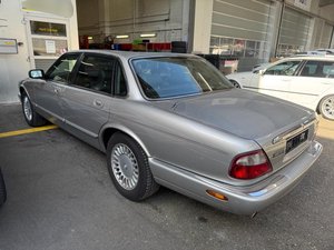 1999 Jaguar Jaguar XJ8 Executive, 237 HP