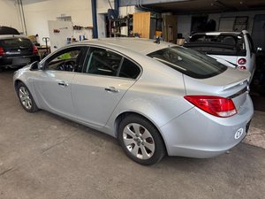 2009 Opel Insignia  Insignia Cosmo 2.0, 219 HP