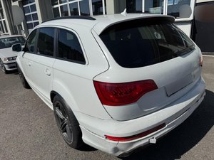 2010 Audi Q7  Q7 4.1, 340 HP