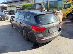 2015 Opel Astra J Limousine/Sports Tourer - ap 11.2009 - 09.2015 Astra Active 1.4, 120 HP