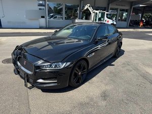 2017 Jaguar XE  R-Sport 2.0 2.0, 179 HP