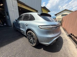 2023 Porsche Macan - 95B Macan 2.0, 265 HP