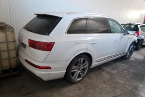 2016 AUDI SQ7 4.0 TDI quattro, 435 HP