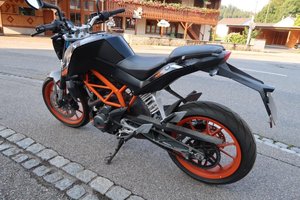 2015 KTM Duke 390 390 Duke ABS, 44 HP