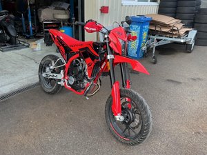 2026 SWM SM 125 R 0.1, 15 HP
