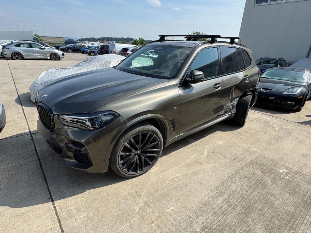 2022 BMW X5 xDrive 40i 3.0, 333 HP