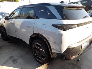2026 Peugeot 5008 e-GT Exclusive AWD, 326 HP