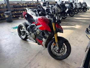 2022 DUCATI Streetfighter V4 S 1.1, 208 PS DUCATI Streetfighter V4 S 1.1, 208 HP