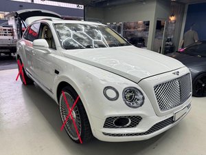 2016 BENTLEY Bentayga  W12, 608 HP