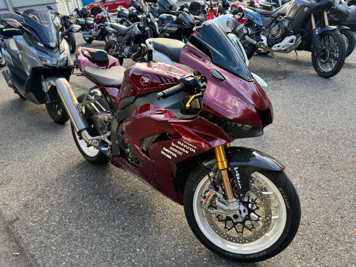 2020 HONDA CBR 1000 RR-R SP, 218 HP
