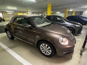 2014 VW Beetle Cabriolet 1.2 TSI Design DSG, 105 PS VW Beetle Cabriolet 1.2 TSI Design DSG, 105 HP