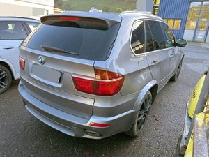 2011 BMW X5   xDrive 40d, 306 HP