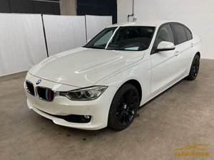 2015 BMW 3er Reihe F30 318d xDrive, 143 HP