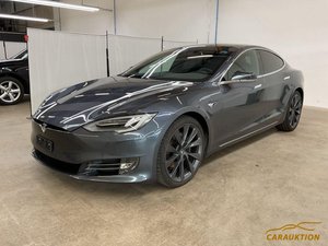 2020 TESLA Model S Long Range, 572 HP