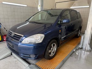 2002 Toyota Avensis Verso 2.0 D4 Linea Terra 2.0, 150 HP