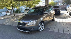 2012 Skoda Roomster TSI Scout DSG 1.2, 105 HP