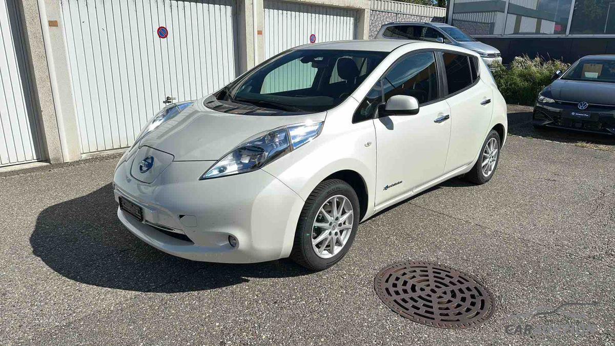 2017 Nissan Leaf 30 kWh Visia, 109 HP