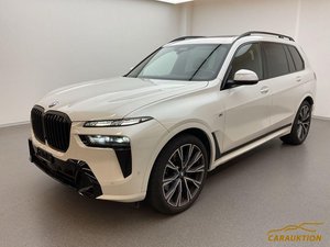 2025 BMW X7 G07 40d xDrive SAG, 340 HP