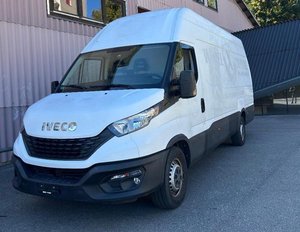 2020 Iveco Daily 35S14 avec machine a pneus integré Daily 35S14  2.2, 136 HP