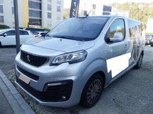 2018 Peugeot Traveller Standard