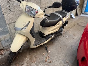 2011 Peugeot Tweet 125
